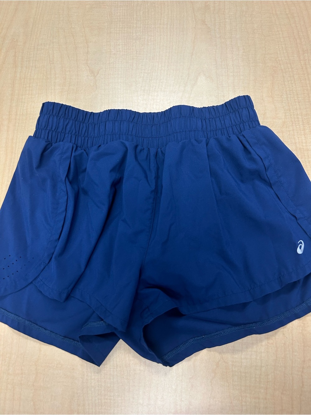 Nike & ASICS size medium lot of 3 Athletic Shorts - Picture 6 of 12